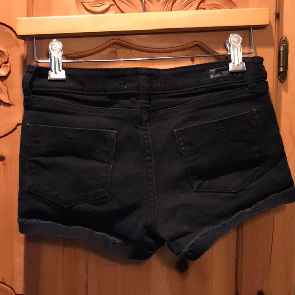 RSQ Black Malibu Jean Short - Picture 2 of 3